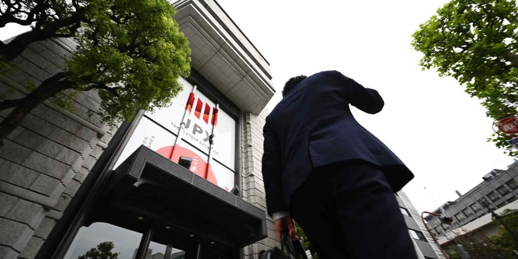 Tokyo bourse to require companies to bolster investor relations