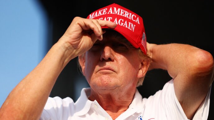 Trump traveled little in his first 100 days, preferring to spend time at Mar-a-Lago