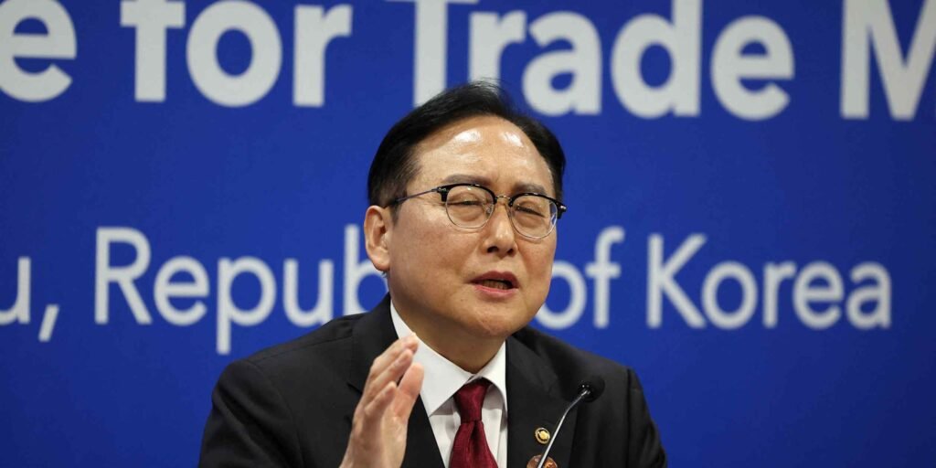 APEC ministers air concerns over 'fundamental' trade challenges
