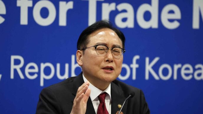 APEC ministers air concerns over 'fundamental' trade challenges