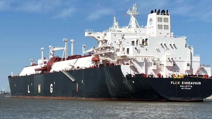 American LNG exports regain steam as permits resume under Trump