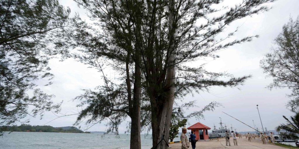 Cambodia's deep dependence on China lets Beijing bypass tariffs