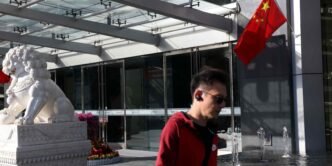 China cuts interest rates, reserve ratio ahead of US trade talks