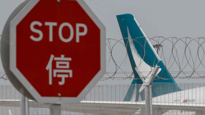 Demise of 'de minimis' sparks China-to-US airfreight cancellations