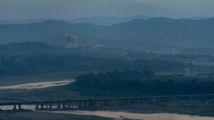 Explosions heard over Srinagar in Kashmir hours after ceasefire
