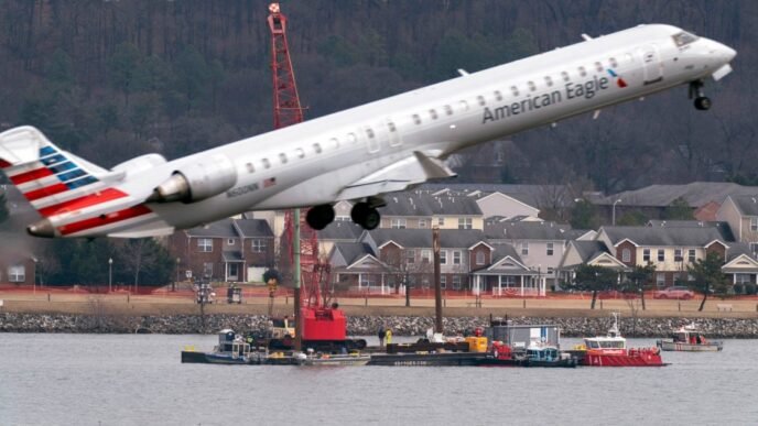 Hotline between military and air traffic controllers in Washington hasn’t worked for over 3 years