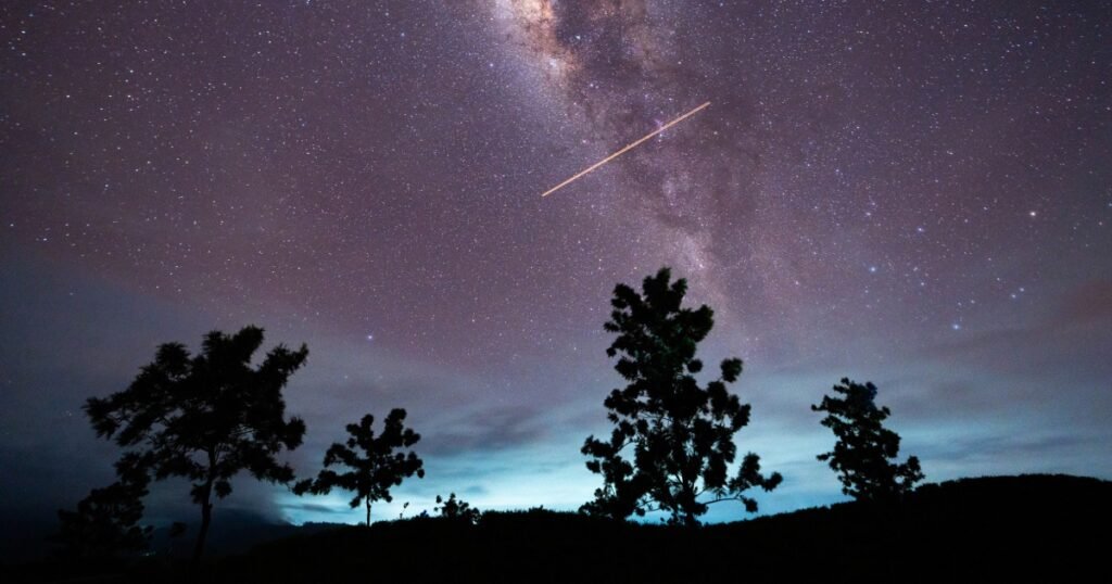 How to see Halley’s comet debris in the Eta Aquarid meteor shower