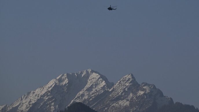 India and Pakistan extend airspace ban on each other’s airlines after worst violence in decades