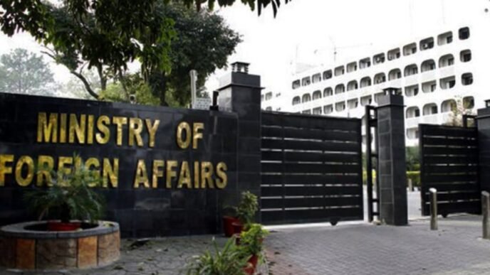 Indian HC official declared persona non grata