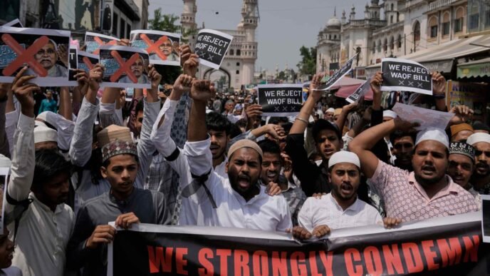 Indian Muslims fear new law will uproot their communities