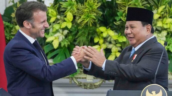 Indonesia and France set up defense agreement for fighter jets, submarines
