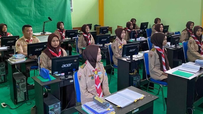 Japan eyes skilled worker visas for waste, warehouse management