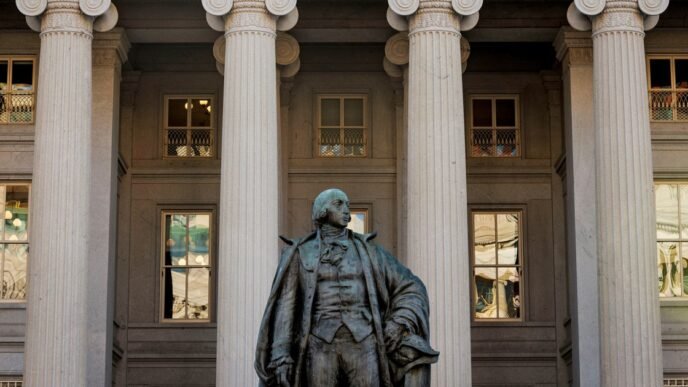 Moody's downgrades United States credit rating on increase in government debt