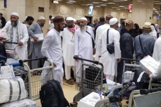Pakistani pilgrims arrive in Saudi Arabia for Hajj 2025