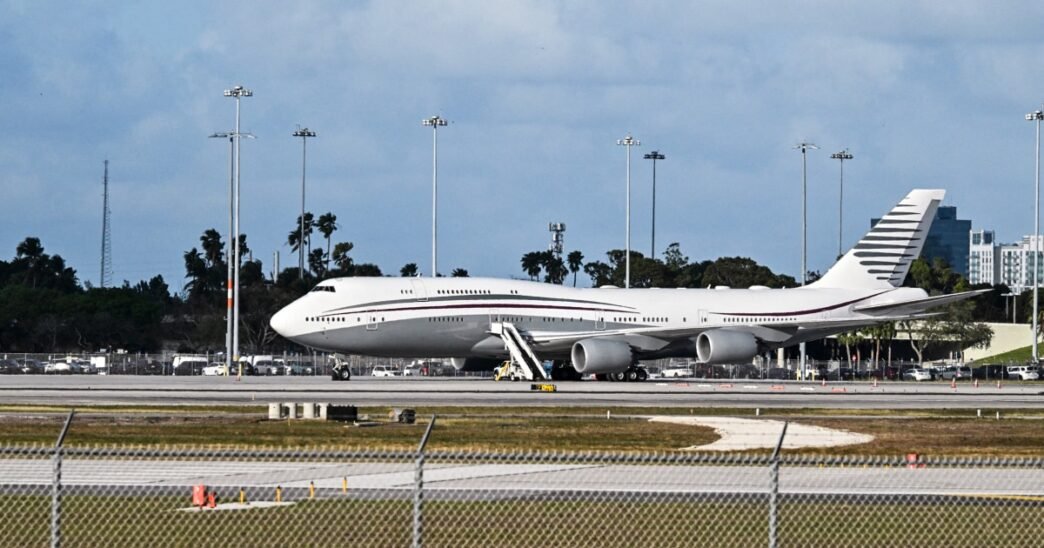 Pentagon says it has accepted Qatar's gift of a luxury megajet for Trump's use