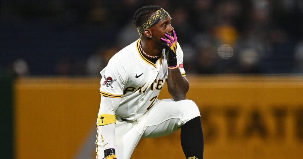 Pittsburgh Pirates 'devastated' by fan's fall during winning, late-inning rally