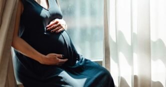 Pregnant Cuban immigrant worries about baby’s citizenship as Supreme Court weighs Trump executive order