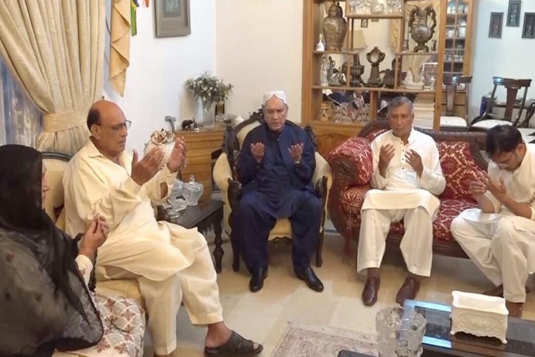 President visits family of Squadron Leader Usman Yousaf Shaheed for condolence