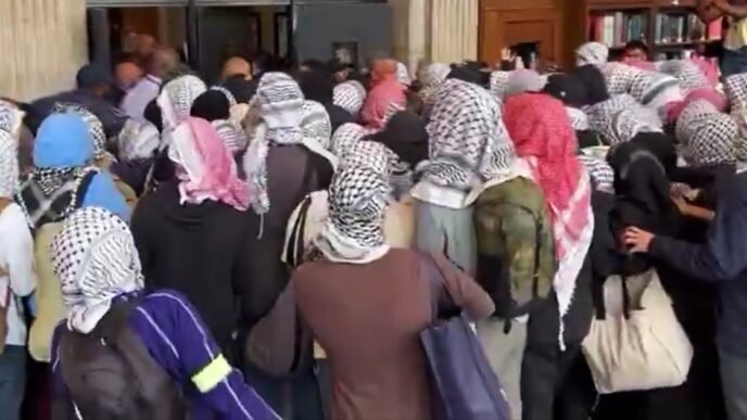 Pro-Palestinian protests resurface in Columbia days after Israel announces plan to take over Gaza