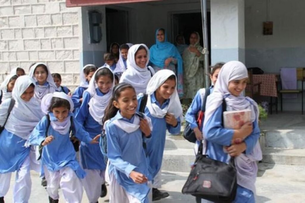 Schools to reopen from tomorrow as Pakistan-India tensions ease