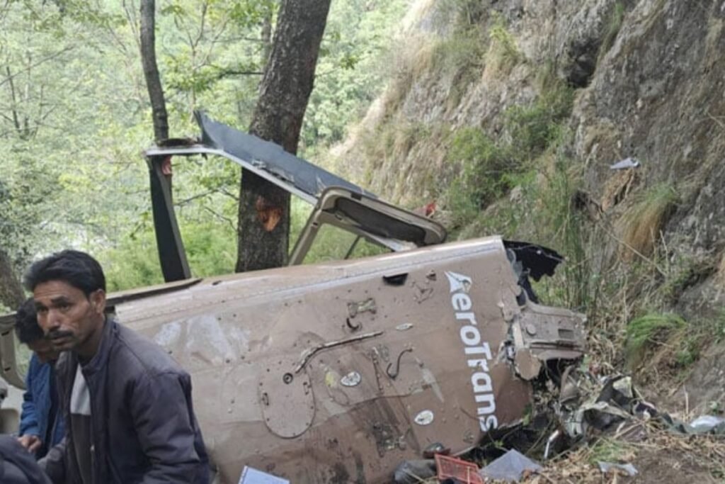 Six killed as RAW helicopter crashes in Uttarakhand