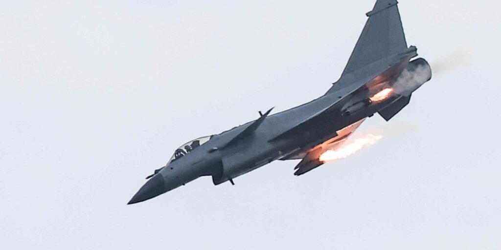 The Chinese-made jet bringing down Indian fighters in Pakistan