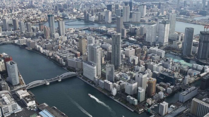 Tokyo office buildings facing extended vacancies surge over past 3 years