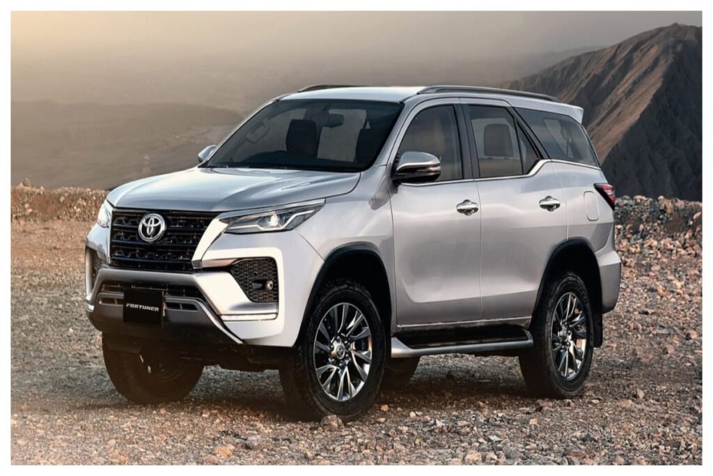 Toyota Fortuner latest price & specifications in Pakistan for May 2025