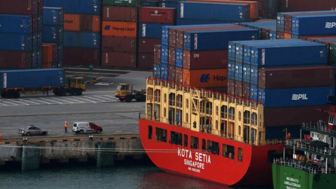 Trade worries cloud ASEAN's outlook after slow Q1 GDP growth