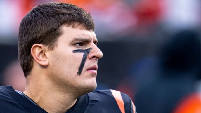 Trey Hendrickson's stats say he's one of the NFL's best players. But do the Bengals want him?