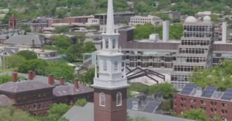  Trump administration blocks Harvard from enrolling international students 