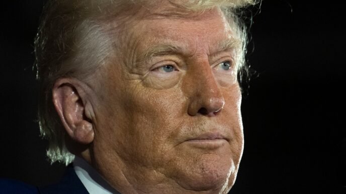 Trump delivers commencement speech at West Point