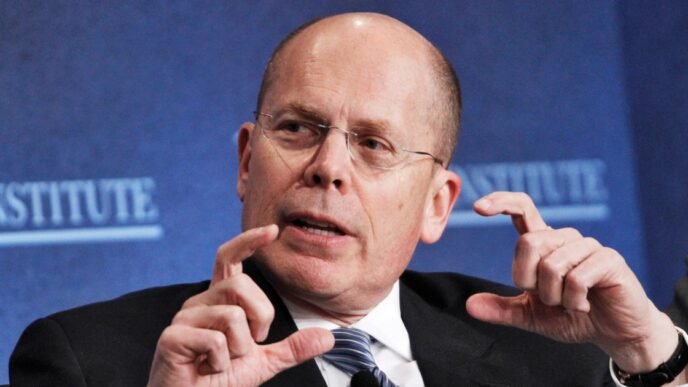 UnitedHealth Group appoints new CEO and suspends annual forecast