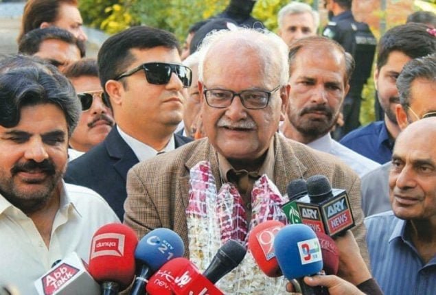 ECP issues notification of Waqar Mehdi’s victory