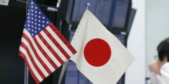 Yen falls sharply to 1-month low after US-China trade announcement