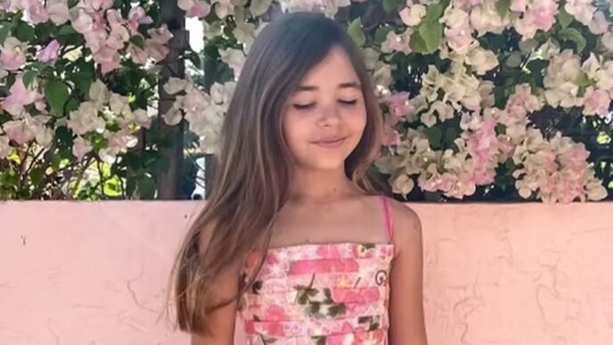 9-year-old girl survives shark attack in Florida