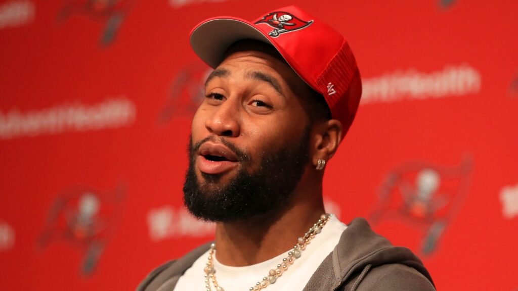 Buccaneers believe Haason Reddick will report for mandatory minicamp
