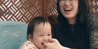 China's single moms win more acceptance as birthrate worries mount