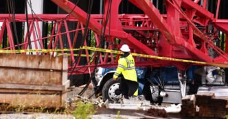 Crane collapse kills 2 at Florida construction site, officials say