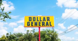 Dollar General is shaking off tariff fears and winning over higher-income consumers