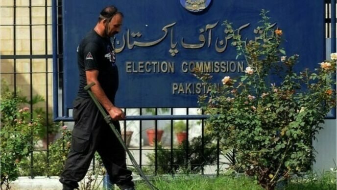 ECP hints to summon PM, Punjab CM over failure to hold LG polls