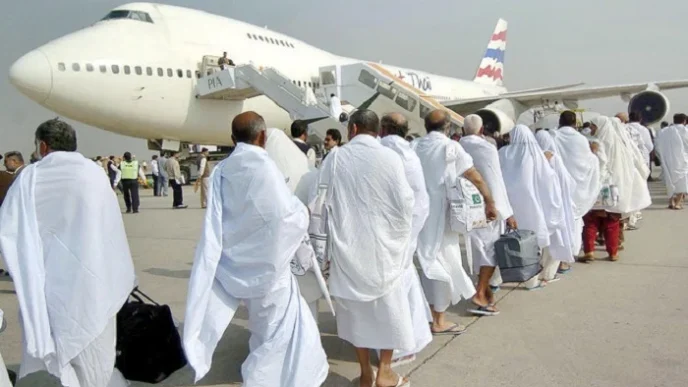 First Hajj return flight to arrive in Pakistan on June 11