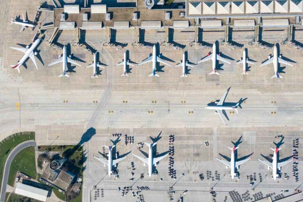 How airlines are managing the risk of missile threats and airspace closures