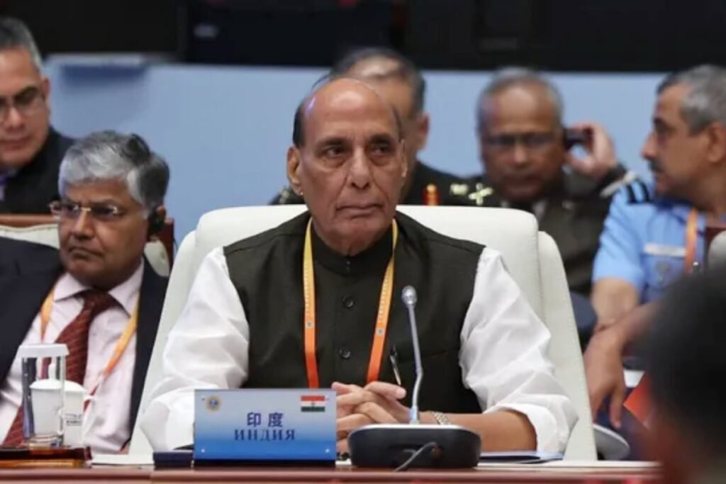 Indian Defence Minister refuses to sign SCO joint declaration
