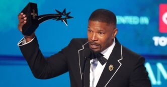 Jamie Foxx delivers heartfelt speech at BET Awards thanking daughters who helped his stroke recovery