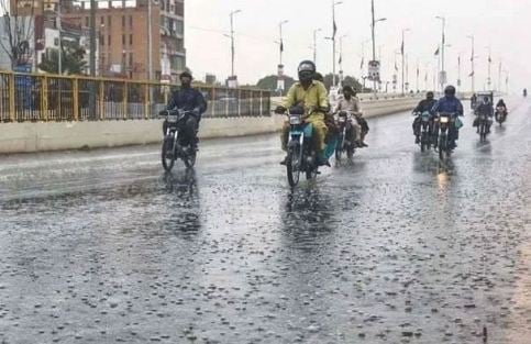 Karachi experiences continued rainfall