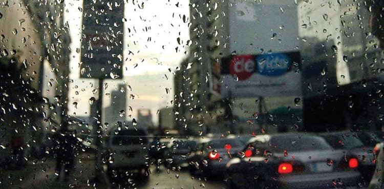 Karachi experiences light rain and pleasant weather today