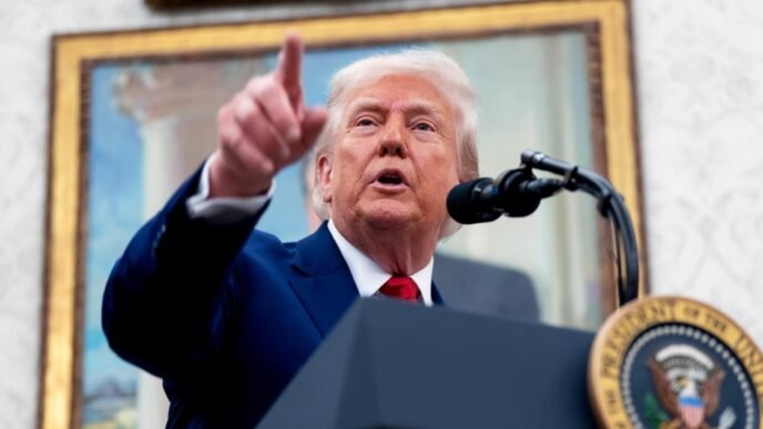 New ICE deportation operation and possible dwarf planet discovery: Morning Rundown