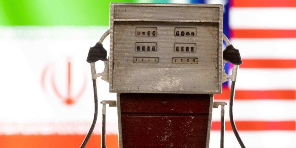 Oil plunges, Asian stocks up on Trump ceasefire claim