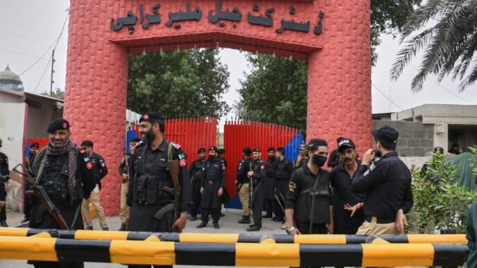Over 100 inmates escape from a Pakistan prison after an earthquake evacuation in Karachi